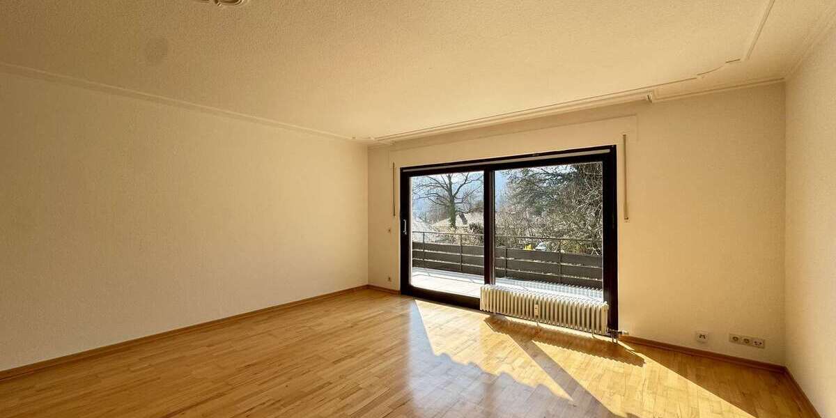 Etagenwohnung Baden-Baden Baden - 3 Zimmer, 105 m&sup2;, 365.000&euro; | Angebot:25877008