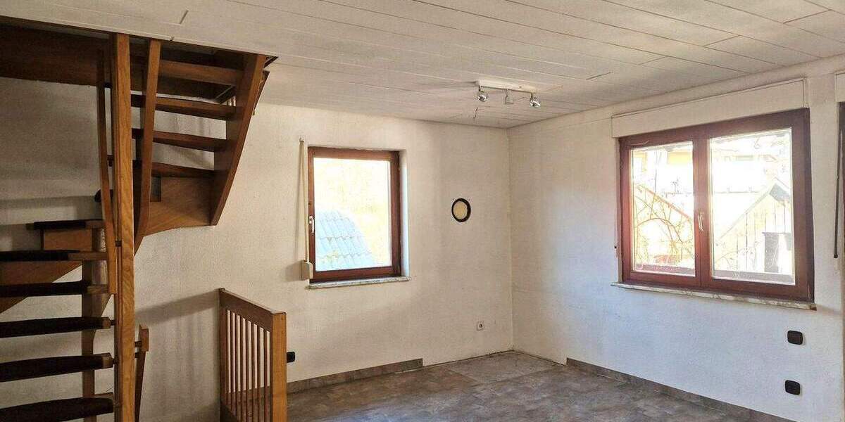 Doppelhaushälfte Gernsbach Reichental - 6 Zimmer, 109 m&sup2;, 125.000&euro; | Angebot:25747480