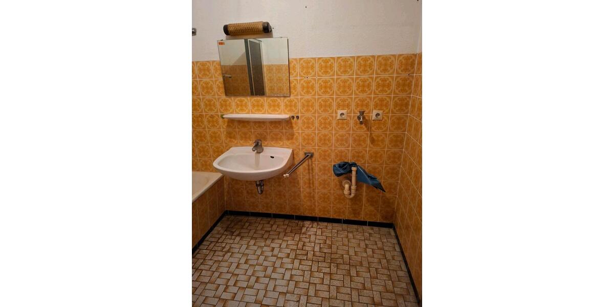 Etagenwohnung Achern - 3 Zimmer, 78 m&sup2;, 990&euro; | Angebot:25942176