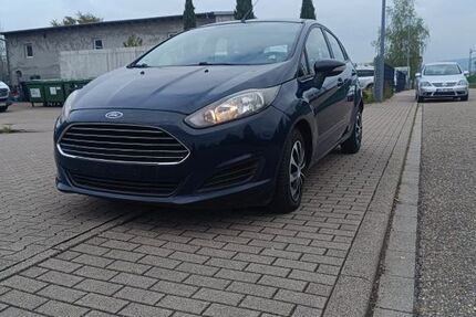 Ford Fiesta 220.000 km 2.450 &euro; Malsch 76316