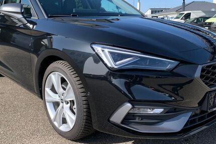 Seat Leon 11.469 km 27.900 &euro; Sasbach 77880
