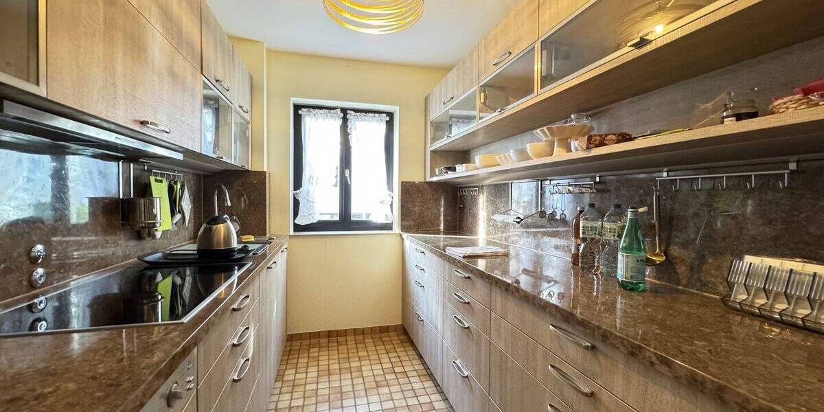 Etagenwohnung Baden-Baden Innenstadt - 3 Zimmer, 104 m&sup2;, 490.000&euro; | Angebot:25729894