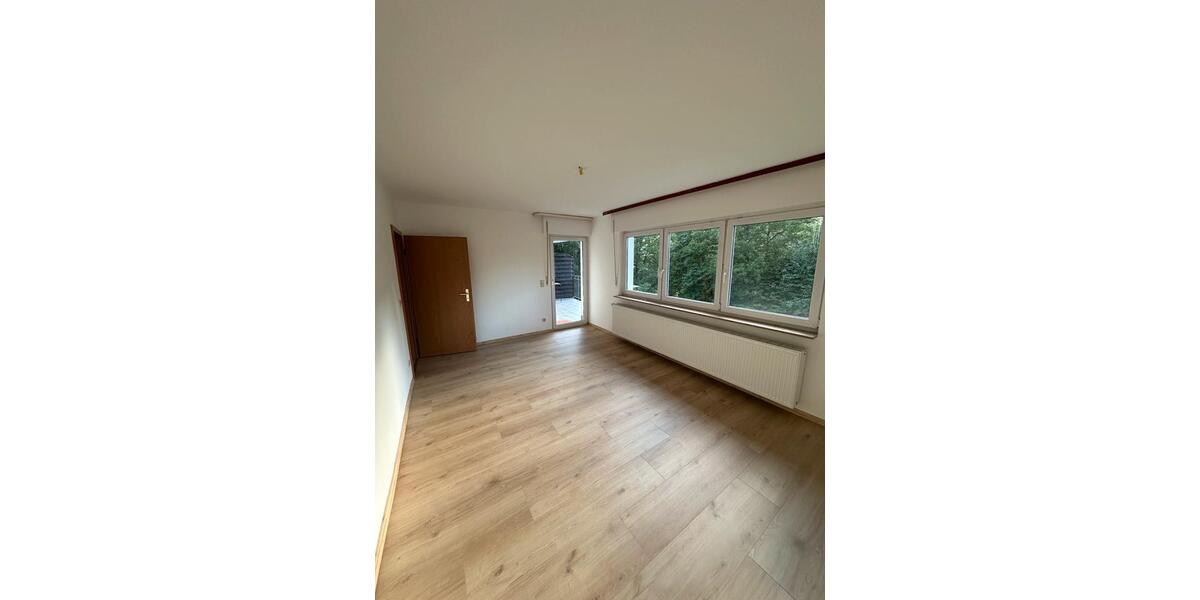 Erdgeschoßwohnung Forbach - 3 Zimmer, 77 m&sup2;, 725&euro; | Angebot:25968290