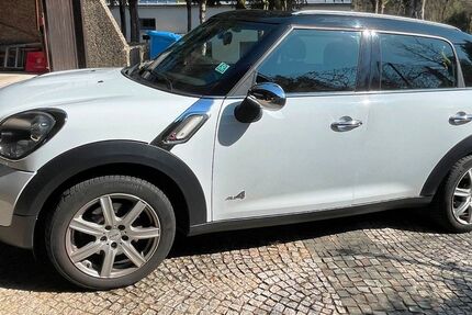 Mini Countryman S (Cooper) 102.000 km 12.200 &euro; Baden-Württemberg - Baden-Baden 76530