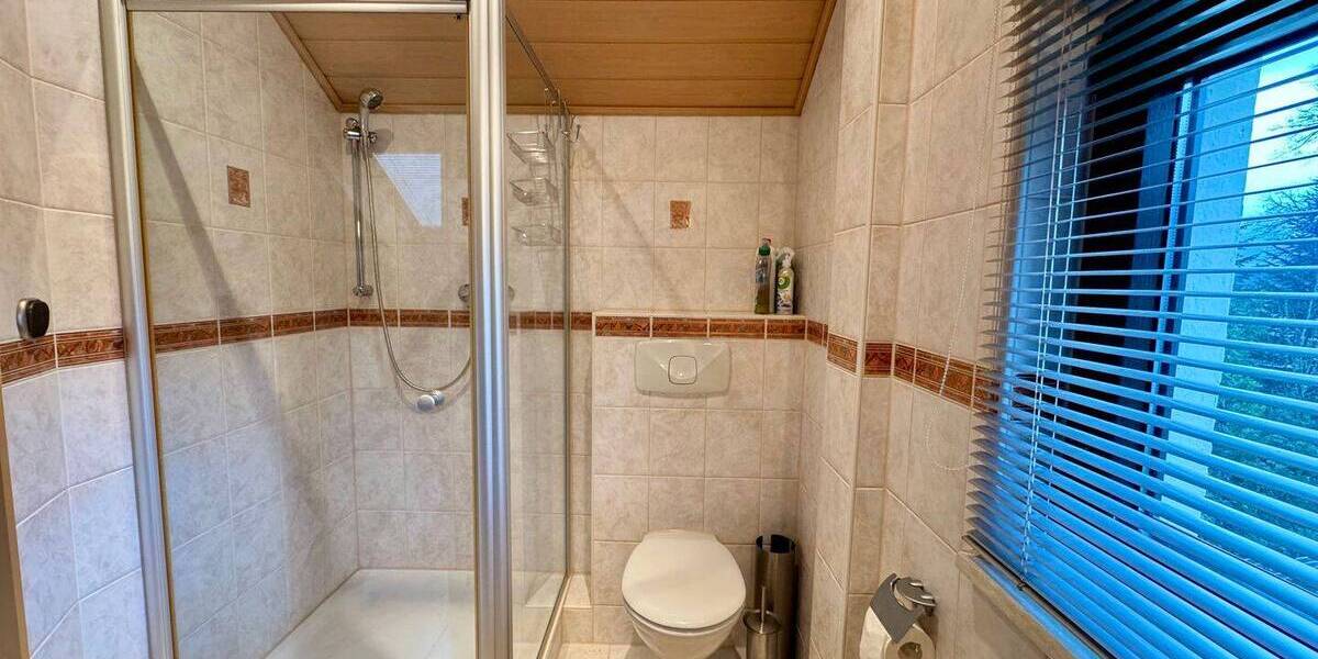 Einfamilienhaus Baden-Baden Innenstadt - 8 Zimmer, 200 m&sup2;, 675.000&euro; | Angebot:25674406