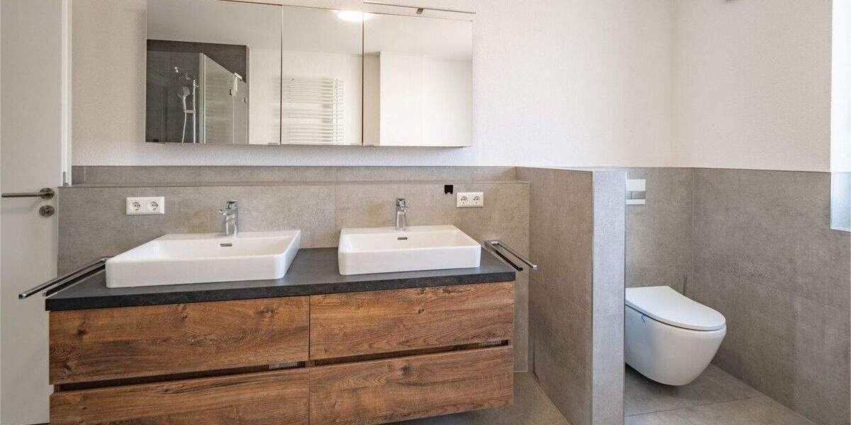 Doppelhaushälfte Gernsbach - 5 Zimmer, 157 m&sup2;, 2.000&euro; | Angebot:25702797