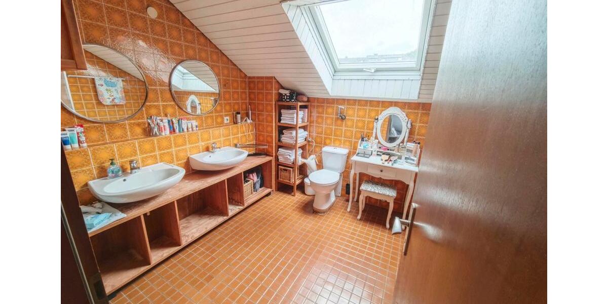 Doppelhaushälfte Baden-Baden Lichtental - 4 Zimmer, 156 m&sup2;, 499.000&euro; | Angebot:25945603