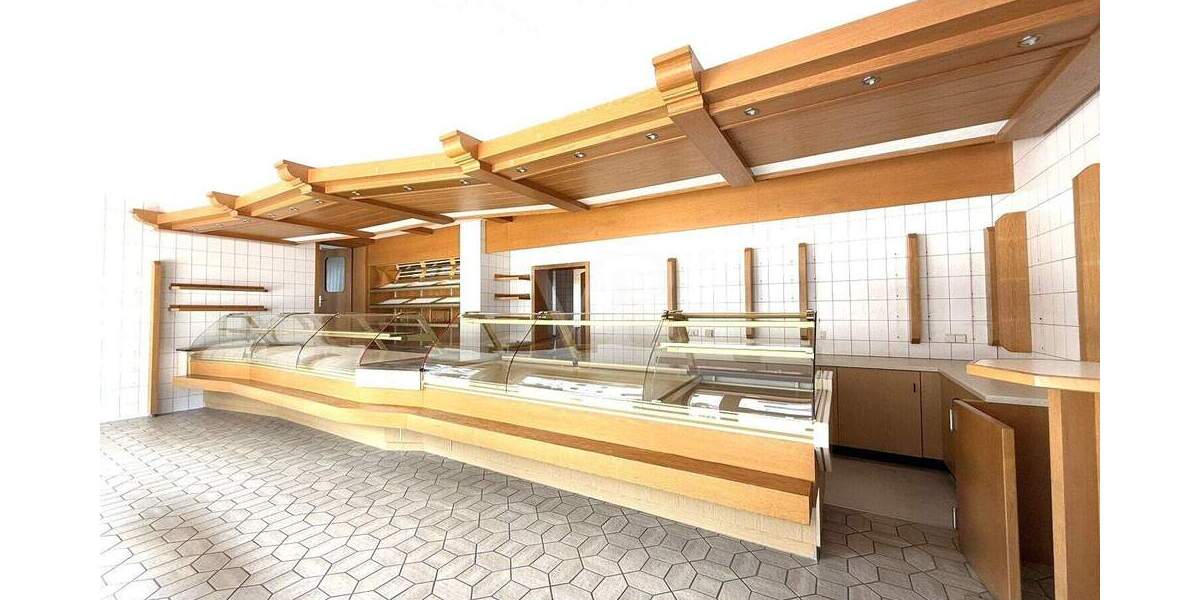 Mehrfamilienhaus, Wohnhaus Dobel - 1 Zimmer, 288 m&sup2;, 550.000&euro; | Angebot:25691738