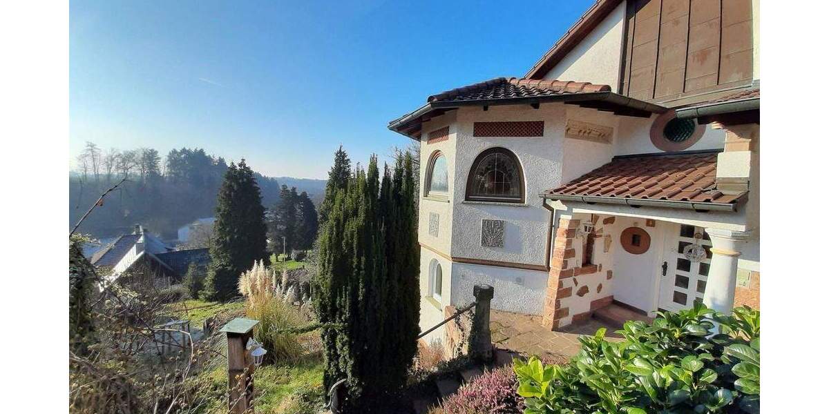 Einfamilienhaus Ottersweier Ortsgebiet - 7 Zimmer, 170 m&sup2;, 550.000&euro; | Angebot:25654336