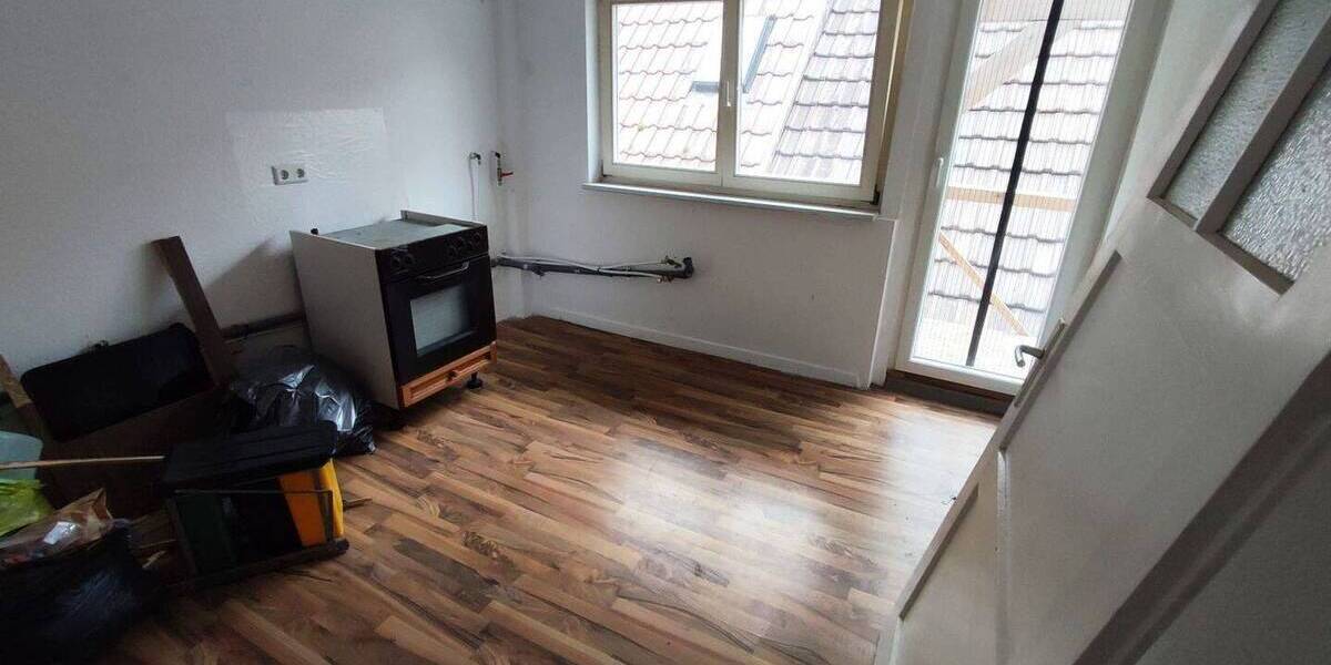 Mehrfamilienhaus, Wohnhaus Gernsbach Hilpertsau - 7 Zimmer, 156 m&sup2;, 179.000&euro; | Angebot:25748643