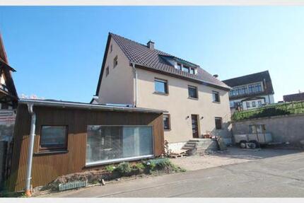 Haus Rheinau - 9 Zimmer, 270 m&sup2;, 485.000&euro; | Angebot:25087520