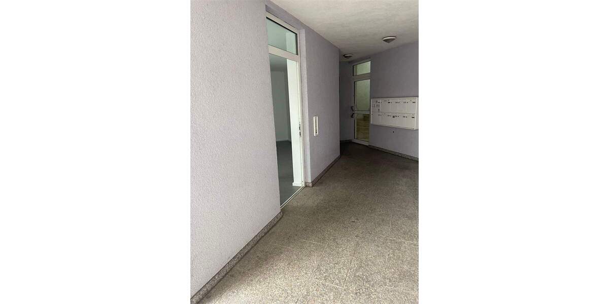 Gewerbeobjekt Steinmauern - 4 Zimmer, 120 m&sup2;, 950&euro; | Angebot:25743491