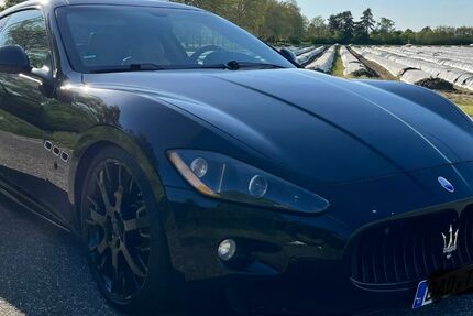 Maserati Granturismo 133.500 km 44.900 &euro; Baden-Baden 76530