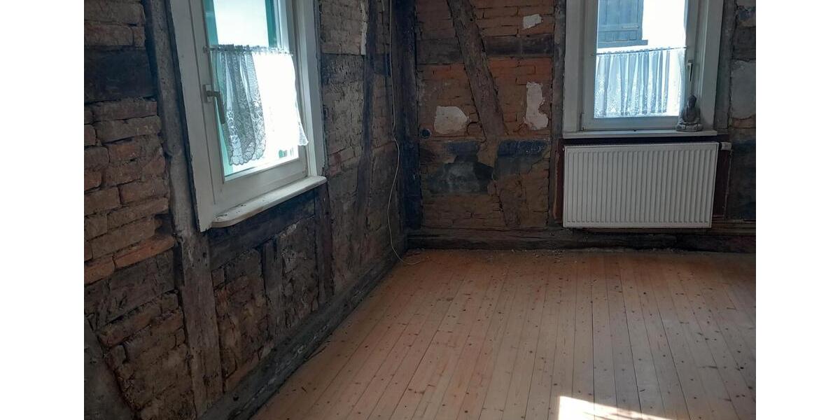 Einfamilienhaus Hagenbach - 4 Zimmer, 76 m&sup2;, 175.000&euro; | Angebot:11365972