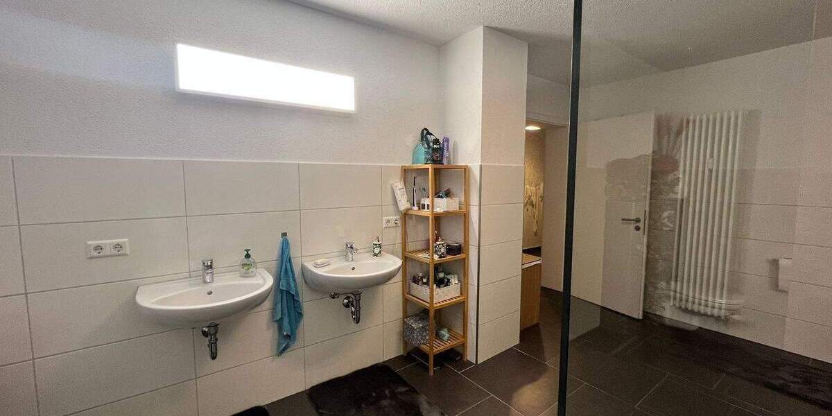 Etagenwohnung Enzklösterle Lappach - 5 Zimmer, 189 m&sup2;, 349.000&euro; | Angebot:25702710