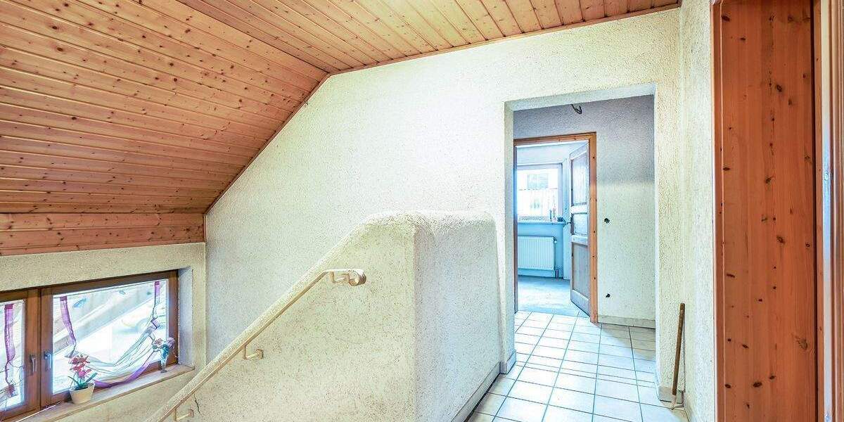 Einfamilienhaus Marxzell / Pfaffenrot Pfaffenrot - 9 Zimmer, 231 m&sup2;, 499.000&euro; | Angebot:25845110