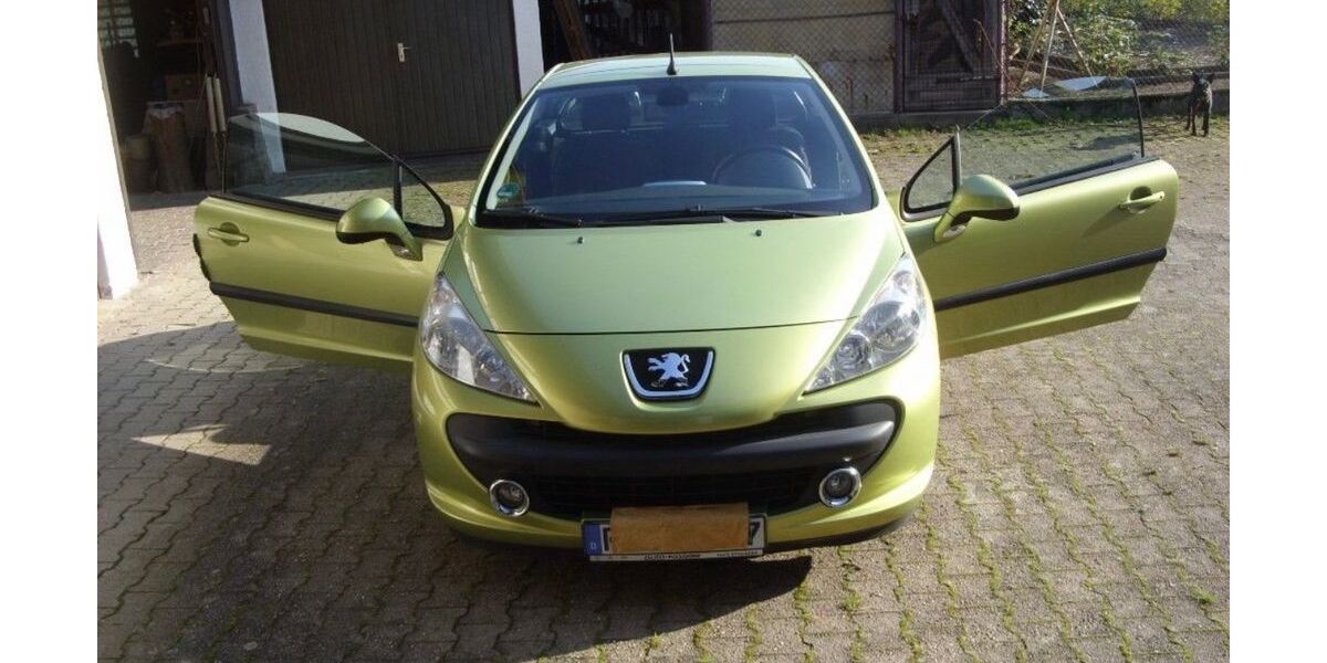Peugeot 207 90.000 km 3.400 &euro; Baden Baden 76534