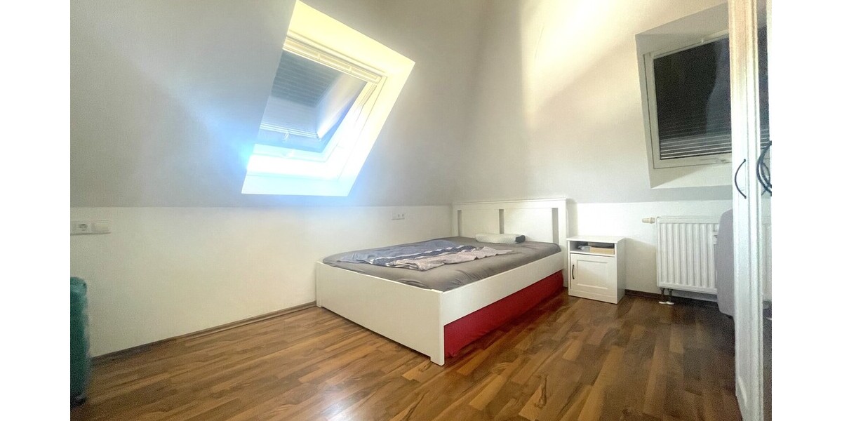 Hoch hinaus: Helle Wohnung mit Balkon in Baden-Baden - Etagenwohnung Baden-Baden Baden | Angebot:27296366
