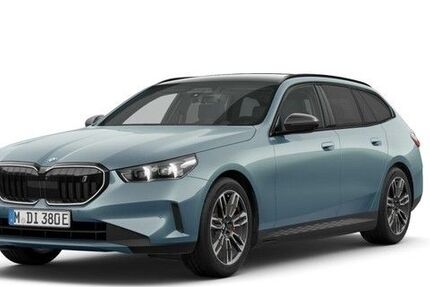 BMW i5 21.540 km 59.590 &euro; Achern 77855