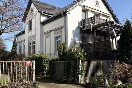 Haus Bühl - 6 Zimmer, 249 m&sup2;, 540.000&euro; | Angebot:25889789