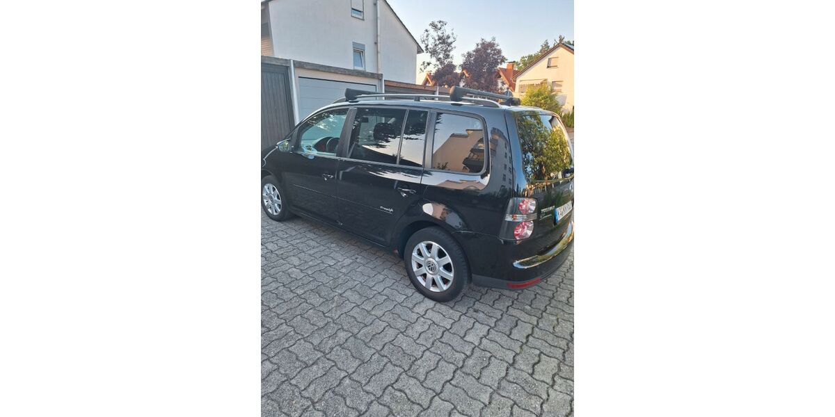 VW Touran 246.000 km 4.900 &euro; Waldbronn 76337
