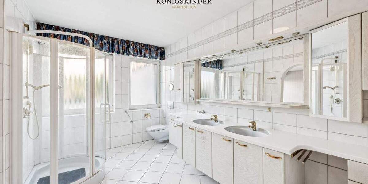 Einfamilienhaus Baden-Baden Innenstadt - 5 Zimmer, 228 m&sup2;, 675.000&euro; | Angebot:25676071