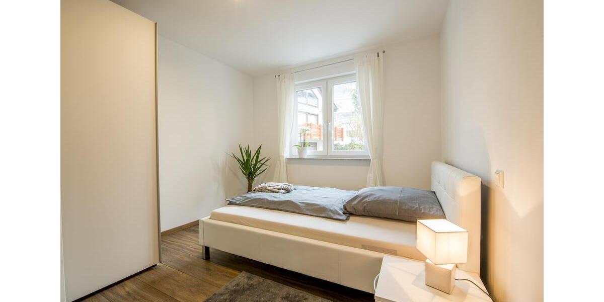 Dachgeschoßwohnung Baden-Baden Baden - 3 Zimmer, 140 m&sup2;, 2.600&euro; | Angebot:22138484