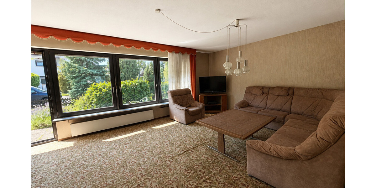 Reserviert - 1-2 Famhaus in sehr toller Lage - Zweifamilienhaus Straubenhardt | Angebot:27023546