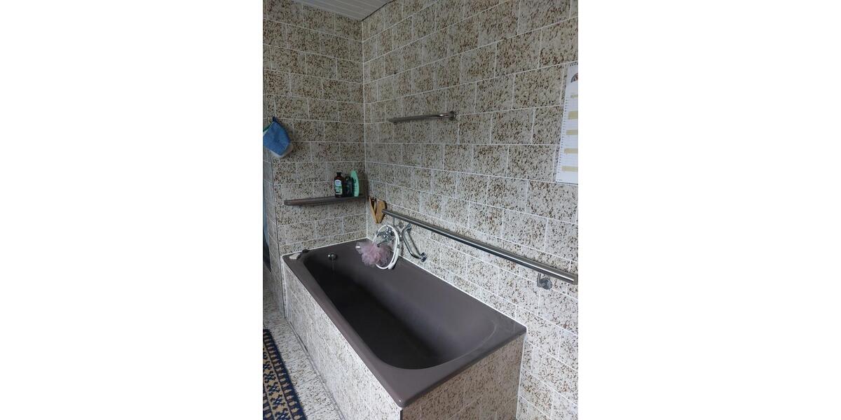 Einfamilienhaus Loffenau - 12 Zimmer, 187 m&sup2;, 333.000&euro; | Angebot:25962787