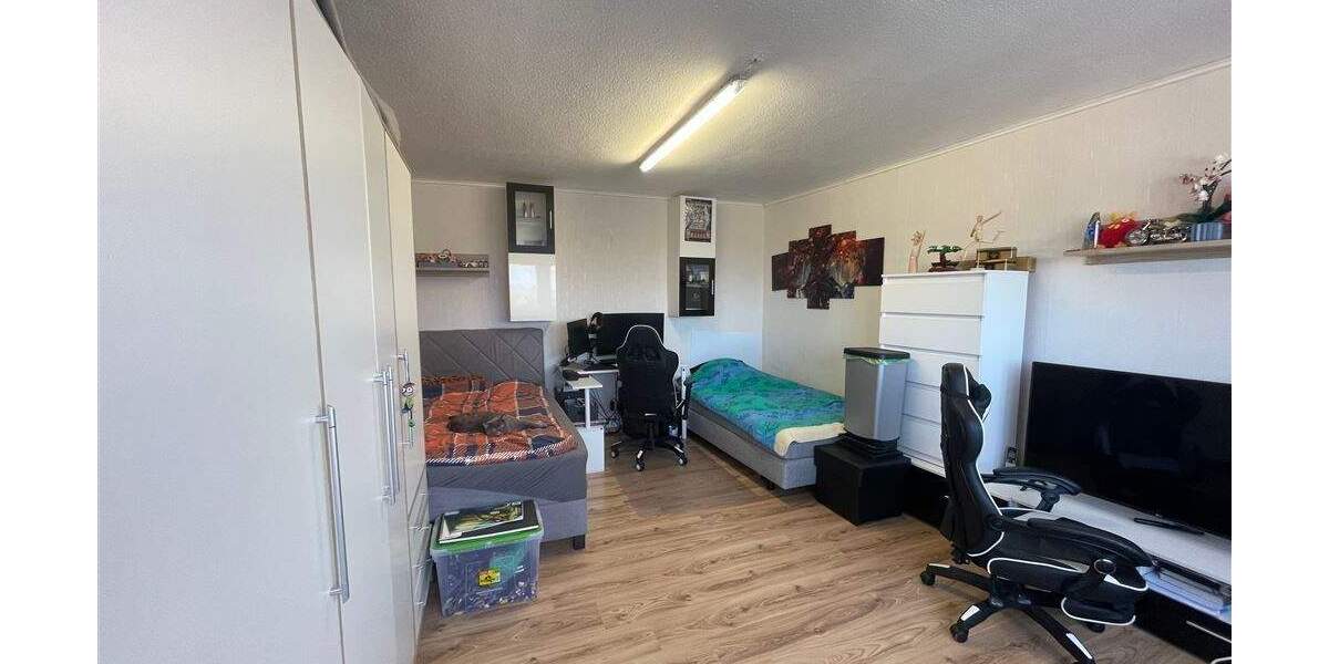 Etagenwohnung Rastatt - 4 Zimmer, 101 m&sup2;, 195.000&euro; | Angebot:25776347