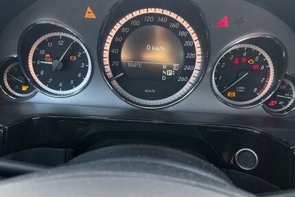 Mercedes-Benz E 250 176.352 km 11.000 &euro; Würmersheim 76448