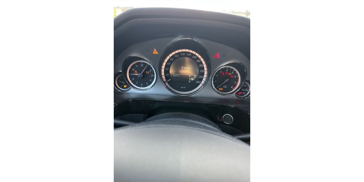 Mercedes-Benz E 250 176.352 km 11.000 &euro; Würmersheim 76448