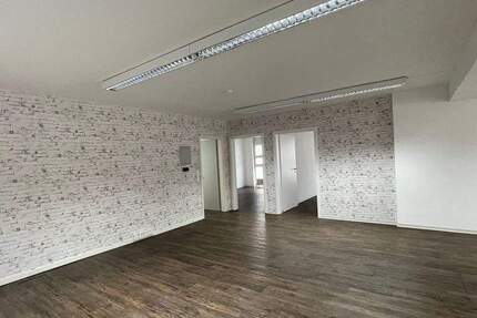 Gewerbeobjekt Rastatt Georgenvorstadt - 7 Zimmer, 182 m&sup2;, 2.000&euro; | Angebot:25662441