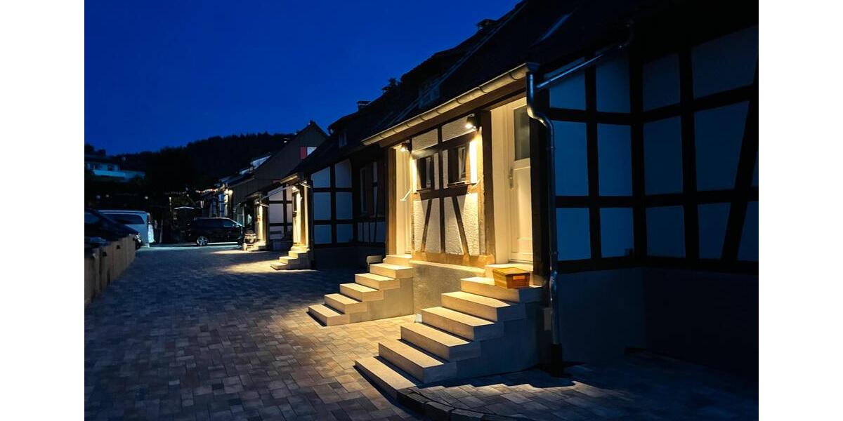 Hochparterre Baden-Baden Baden - 1.5 Zimmer, 51 m&sup2;, 1.200&euro; | Angebot:25085345