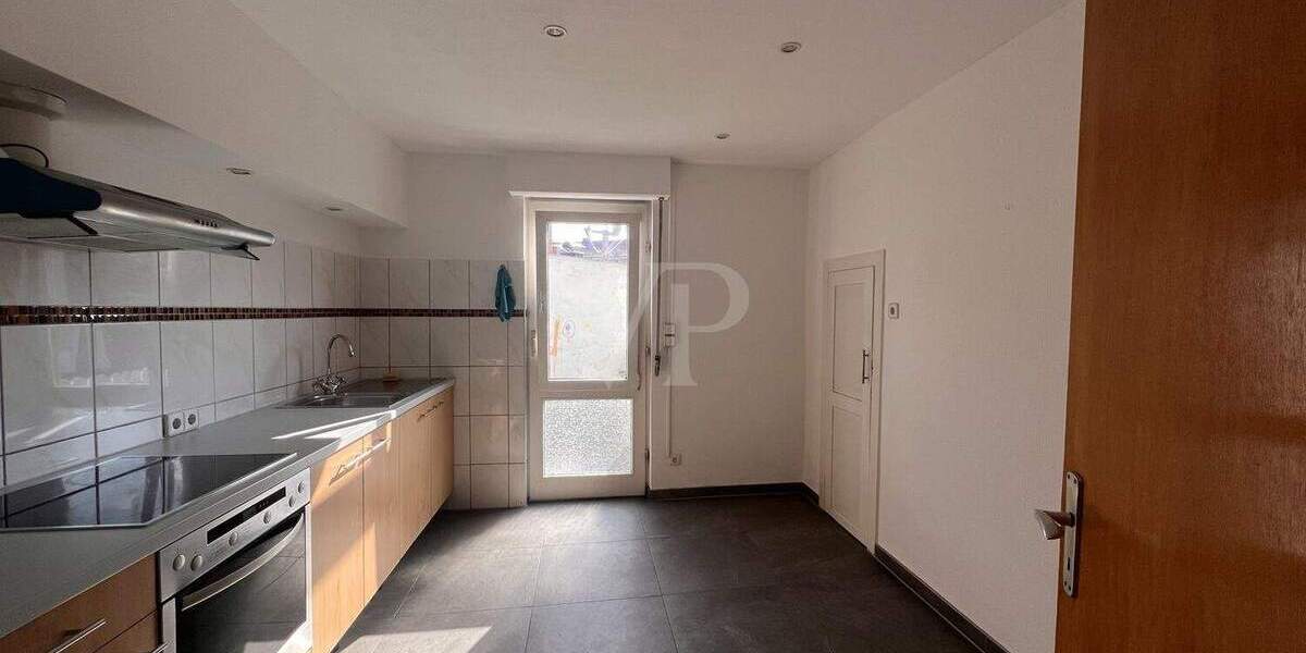Mehrfamilienhaus, Wohnhaus Baden-Baden Oos - 9 Zimmer, 232 m&sup2;, 590.000&euro; | Angebot:25776906