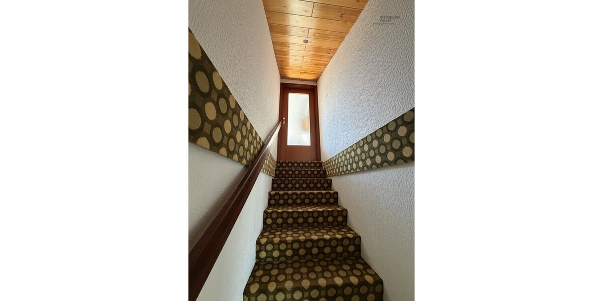 Reserviert - 1-2 Famhaus in sehr toller Lage - Zweifamilienhaus Straubenhardt | Angebot:27023546