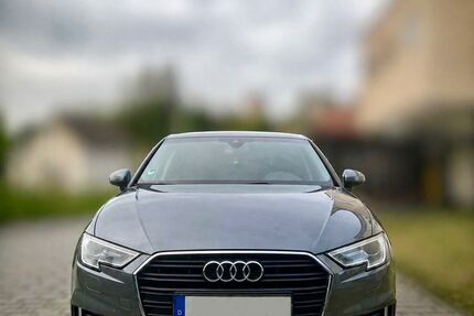 Audi A3 141.500 km 12.990 &euro; Lauf 77886