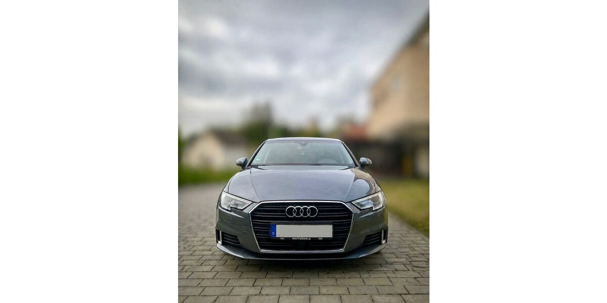 Audi A3 141.500 km 12.990 &euro; Lauf 77886