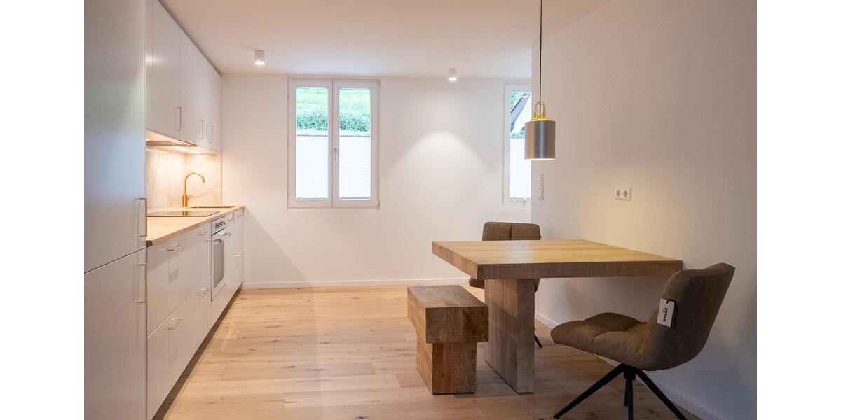 Hochparterre Baden-Baden Baden - 1.5 Zimmer, 51 m&sup2;, 1.200&euro; | Angebot:25085345