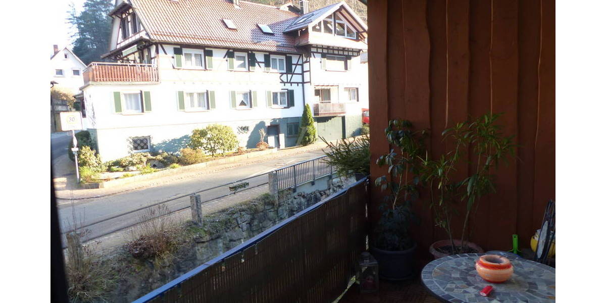 Etagenwohnung Baden-Baden / Neuweier Neuweier - 3 Zimmer, 84 m&sup2;, 268.000&euro; | Angebot:25694705