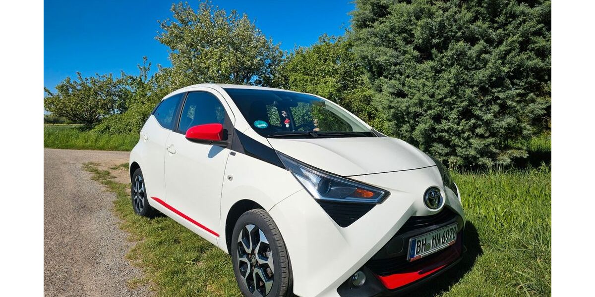 Toyota Aygo (X) 38.500 km 10.400 &euro; Ottersweier 77833