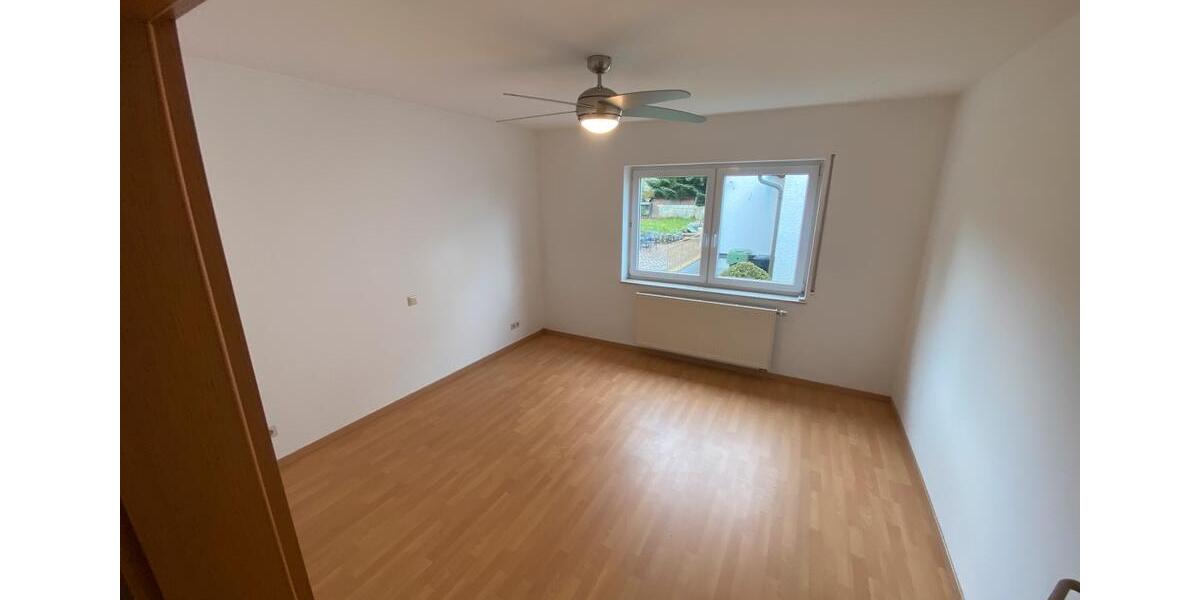 Etagenwohnung Lauf - 3 Zimmer, 82 m&sup2;, 845&euro; | Angebot:25990805