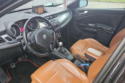 Alfa Romeo Giulietta 163.000 km 5.800 &euro; Baden-Baden 76530