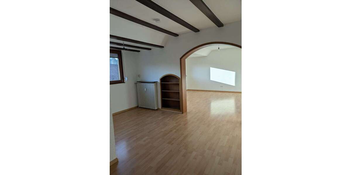 Etagenwohnung Gernsbach - 3 Zimmer, 103 m&sup2;, 1.090&euro; | Angebot:25560978