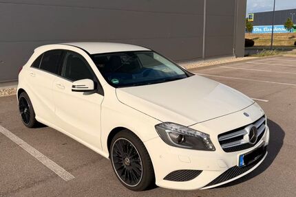 Mercedes-Benz A 180 195.000 km 8.500 &euro; Steinmauern 76479