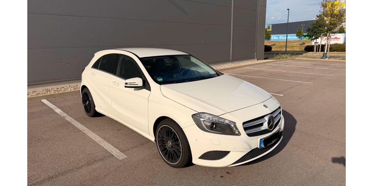 Mercedes-Benz A 180 195.000 km 8.500 &euro; Steinmauern 76479