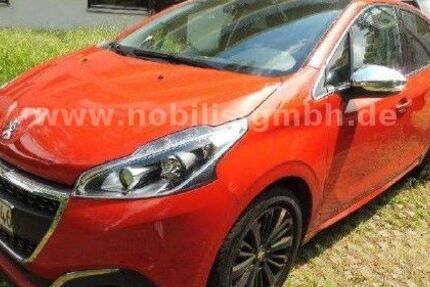 Peugeot 208 11.700 km 10.890 &euro; Karlsbad-Ittersbach, bei Karlsruhe 76307