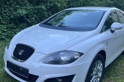 Seat Leon 213.000 km 3.650 &euro; Berg 76768