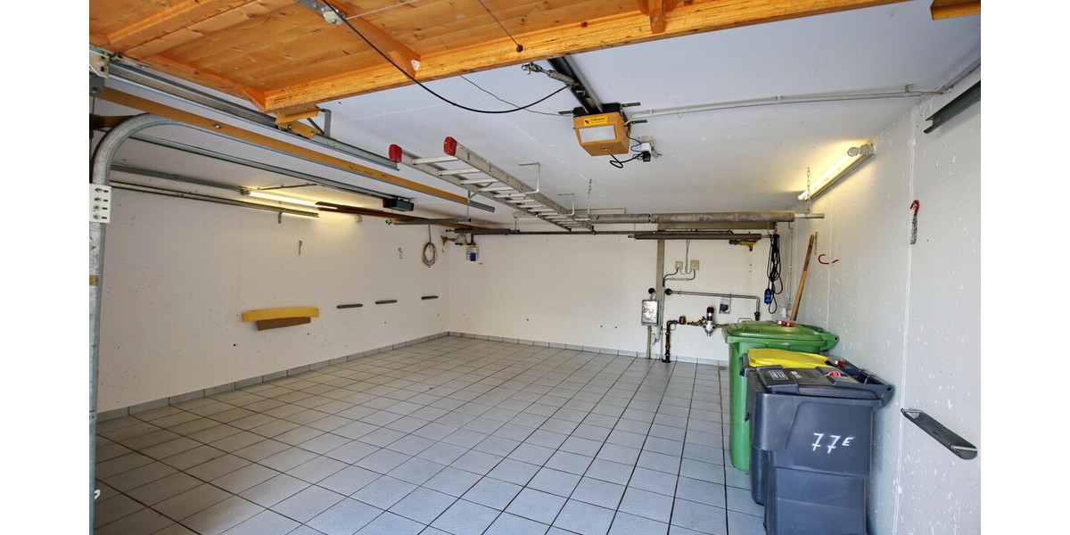 Exklusives Einfamilienhaus mit ELW in Traumlage - Zweifamilienhaus Sinzheim | Angebot:25419100