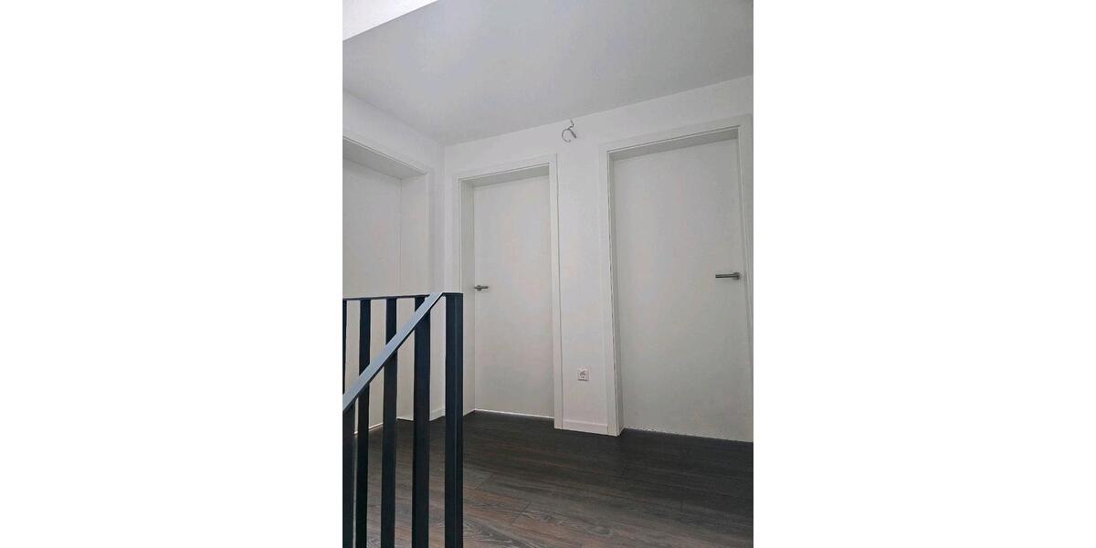 Doppelhaushälfte Baden-Baden Lichtental - 5 Zimmer, 162 m&sup2;, 1.800&euro; | Angebot:26085401